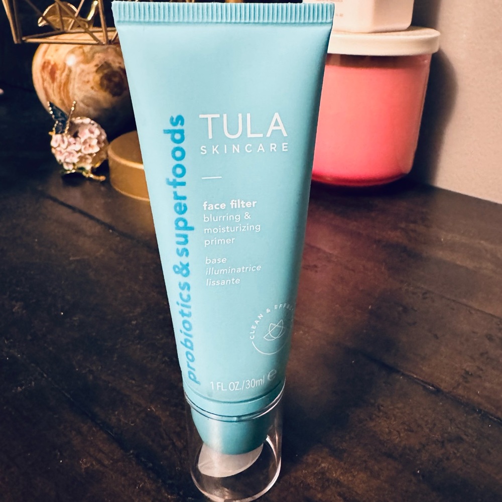 TULA Blurring and Moisturizing Filter Primer